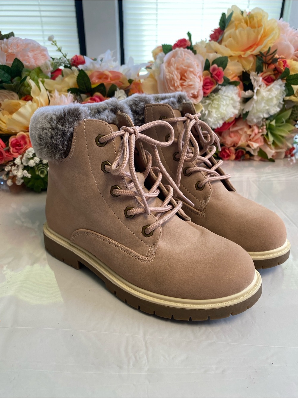 Thereabouts London Faux Fur Hiker Boots Taupe Memory Foam Girls 1M